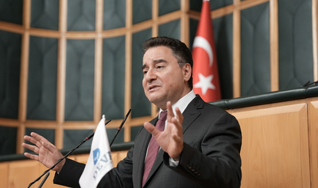 Babacan: Bütçeden en büyük payı artık faiz bakanlığı alıyor