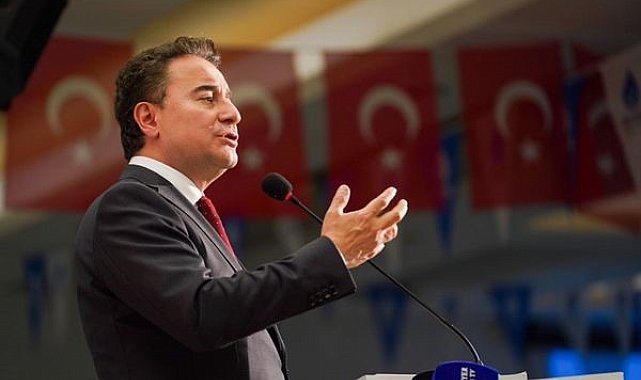 Babacan, İzmir depreminde hayatını kaybedenleri andı