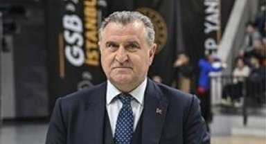 Bakan Bak, şehit Serdar Selçuk’un ailesini ziyaret etti