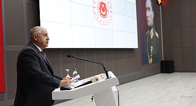 Bakan Güler, İskenderun’da sancak tevdi törenine katıldı