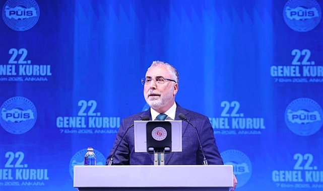 Bakan Işıkhan, Hacettepe'de öğrencilerle bir araya geldi