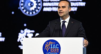 Bakan Kacır, Antalya’da uzay diplomasisi temasları gerçekleştirdi