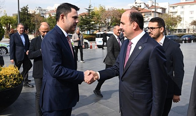 Bakan Kurum, Konya Büyükşehir Belediye Başkanı Altay’ı ziyaret etti