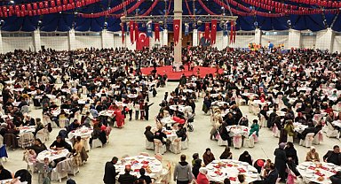 Başkan Başdeğirmen, Cumhuriyet yemeğinde personel ve aileleriyle buluştu
