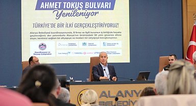 Başkan Özçelik: Önümüzdeki 50 yılı düşünerek hareket ediyoruz