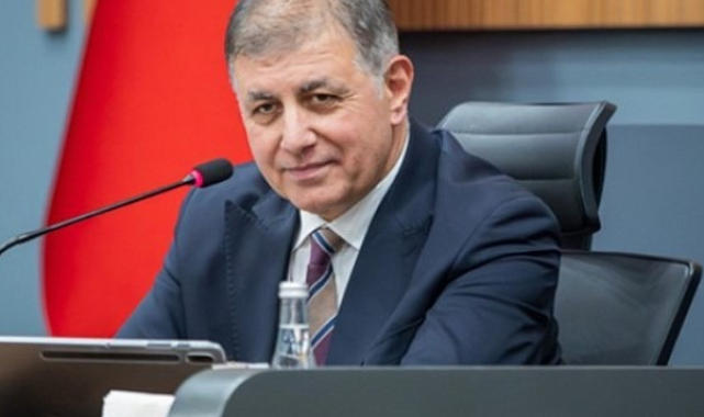 Başkan Tugay, İzmir Esnaf ve Sanatkârlar Odaları Birliğini ziyaret etti