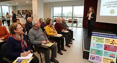 Buca’da 3 Yaş Üniversitesi için imzalar atıldı
