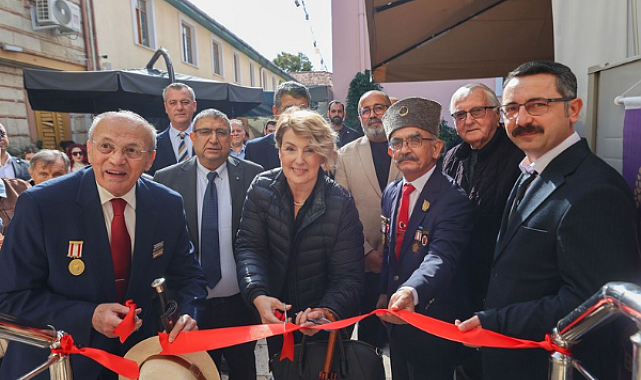 Buca'da Galeri Hamam açıldı