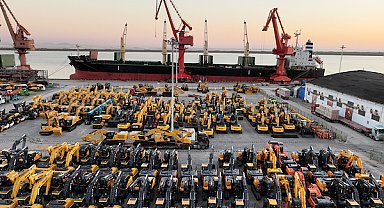 Çin’in ihracatı üçüncü çeyrekte ilk kez 8 trilyon yuanı aştı