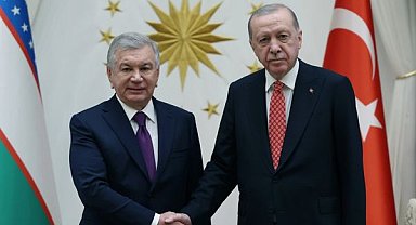 Cumhurbaşkanı Erdoğan, Özbekistan Cumhurbaşkanı Mirziyoyev ile görüştü