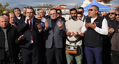 Dinar'da Geleceğe Miras: Korubaşı Camii'nin Temeli Dualarla Atıldı!