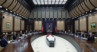 Diyarbakır’da ihtiyaç sahiplerine sıcak ekmek desteği