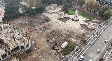 Düzce Merkez Park ve Anıt Eser çevresinde dönüşüm sürüyor