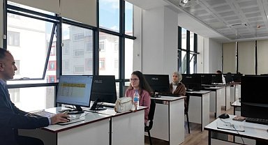 Elazığ Belediyesi’nden kadınlara kültürel ve ekonomik destek