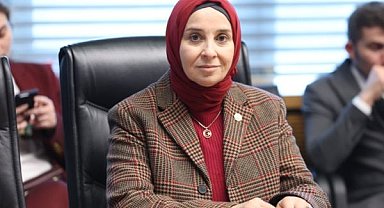 Esen: Cumhuriyet’e borcumuz, çocuklara korkmadan büyüyecekleri bir ülke bırakmaktır