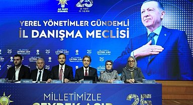 Farklı partilerden 136 kişi AK Parti’ye katıldı