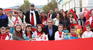 Gemlik’te minikler Cumhuriyet Bayramı’nı kutladı