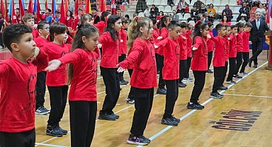 Gölcük’te Cumhuriyet Bayramı törenlerle kutlandı