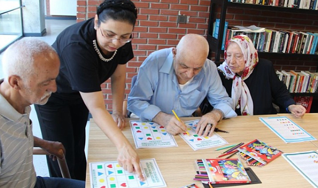 İBB Alzheimer Gündüz Bakımevi, Sağlıklı Şehirler Yarışması'nda ödül aldı