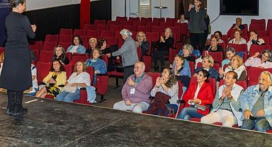 İzmir’de 3. Yaş Üniversitesi’nde son dönem heyecanı