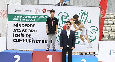 İzmir’de judo ve güreş turnuvalarında 227 sporcu yarıştı