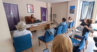 İzmir’de Yazarlık Eğitimleri başladı