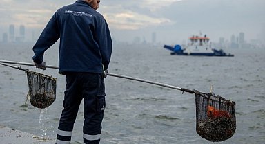 İzmir Körfezi’nden yılda bin 500 ton atık çıkarılıyor