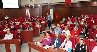 İzmit Belediyesi meme kanseri farkındalık semineri düzenledi
