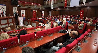 İzmit Belediyesi Prostat Kanseri Farkındalık Semineri gerçekleştirdi