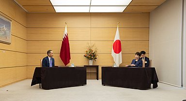 Katar ve Japonya başbakanları Tokyo'da görüştü