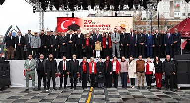 Keçiören'de 29 Ekim Cumhuriyet Bayramı törenle kutlandı