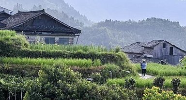 Kentli turistler ilçeleri tercih ederken çiftçiler kentlere akın ediyor