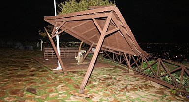 Kepez’de hortumun ardından hasar giderme çalışmaları sürüyor