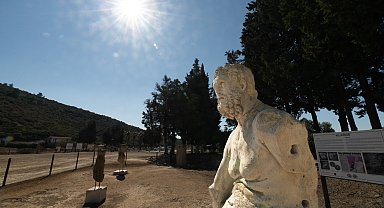 Klaros Antik Kenti’nde arkeolojik kazılar sürüyor