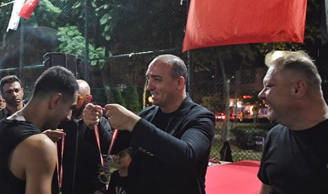 Konyaaltı’nda mahalleler arası futbol turnuvası sona erdi