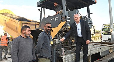 Kumluca'da 600 metrelik asfalt çalışması yapılıyor