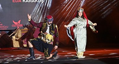 Kumluca'da Cumhuriyet efelerle kutlandı