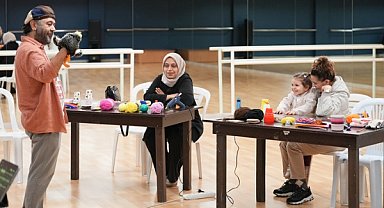 Maltepe Tiyatro Festivali’nde atölyeler ve Lüküs Hayat sahnelendi