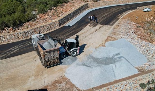 Milas’ta yeni hastane yolunun asfaltlama çalışmaları başladı