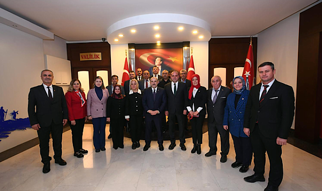 Muhtarlardan Balıkesir Valisi Ustaoğlu’na teşekkür