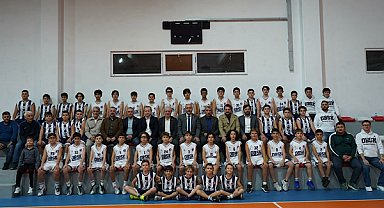 Orhangazi Belediyespor’un dört basketbol takımına malzeme desteği