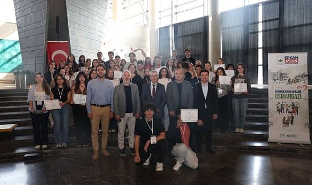 Osmangazi’de gençlerin 20 saatlik proje maratonunda birinci “Kent Elçileri” oldu
