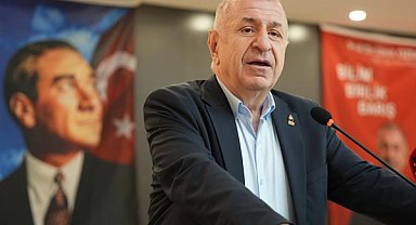 Özdağ: Biz Atatürk'te birleşelim diyoruz