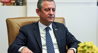 Özel, Sosyalist Enternasyonal Zirvesi'ne genel merkezden bağlandı