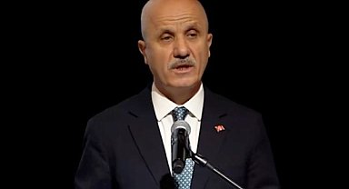 Özvar: Daha fazla üniversiteyi dünya sıralamalarında üst sıralara taşımayı hedefliyoruz