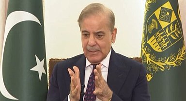 Şerif: Pakistan'ın Sri Lanka karşısındaki zaferi tarihi nitelikte