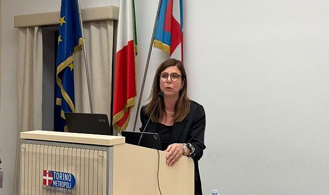 Serra Bucak, Torino’da Ortadoğu’da barış konferansında konuştu