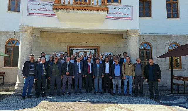 Şuhut’ta Muhtarlar Günü Coşkusu: Başkan Muhittin Özaşkın Muhtarlarla Bir Araya Geldi
