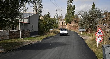 Tomarza'da 800 ton sıcak asfalt çalışması tamamlandı