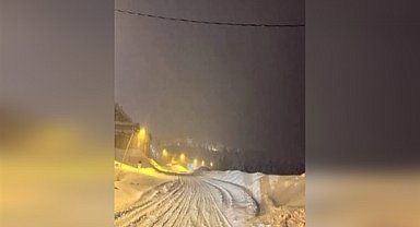Uludağ’da yılın ilk kar yağışı başladı
